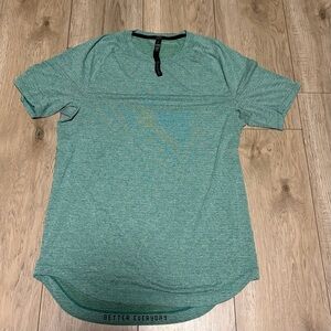 Lululemon Mens Green Athletic Tee